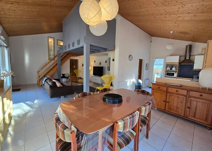 Maison Boisee, 800M De La Plage, 100M², 3 Chambres, Terrasse, Parking - Fr-1-777-18 펜션 *