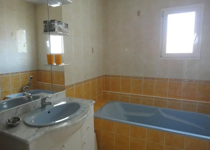 펜션 Maison Boisee, 800M De La Plage, 100M², 3 Chambres, Terrasse, Parking - Fr-1-777-18 생장드몽